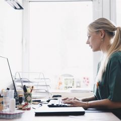 Core Strengthening Exercises to Do at Your Desk