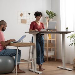 5 Health Stories From Desk Workers