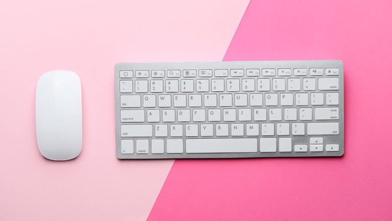 Proper Positioning of Mouse and Keyboard for Workplace Ergonomics