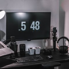 Best Dual Monitor Arrangement for Ergonomics