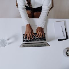 A Guide to Ergonomics for Laptop Users