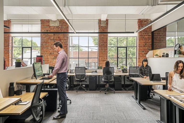 5 Ergonomic Tips for Shared Workspaces