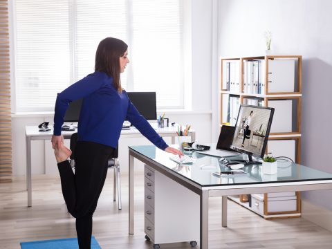 8 Important Office Exercises for Runners