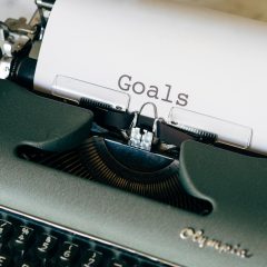 8 Powerful Goal-Setting Tips From Experts