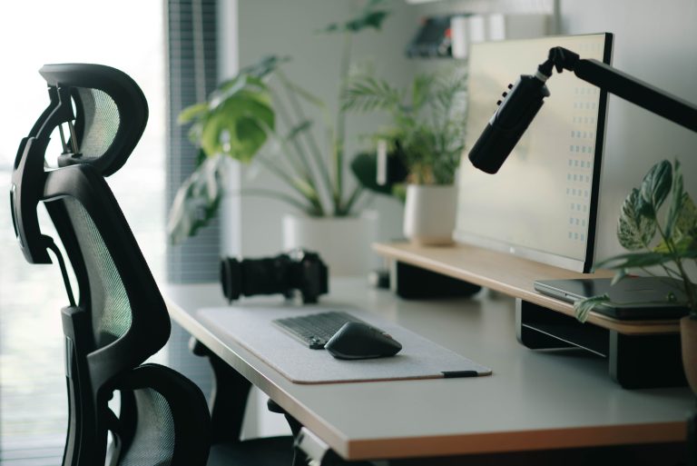 Office Ergonomics Checklist: How to Build a Comfortable and Productive Workspace
